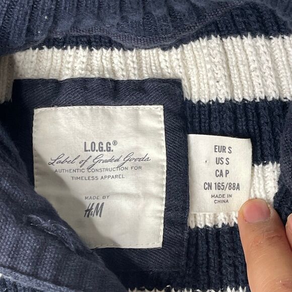 H&M L.O.G.G Women's Vintage Y2K Cable Knit Striped Button-Front Cardigan Sweater - Picture 3 of 8